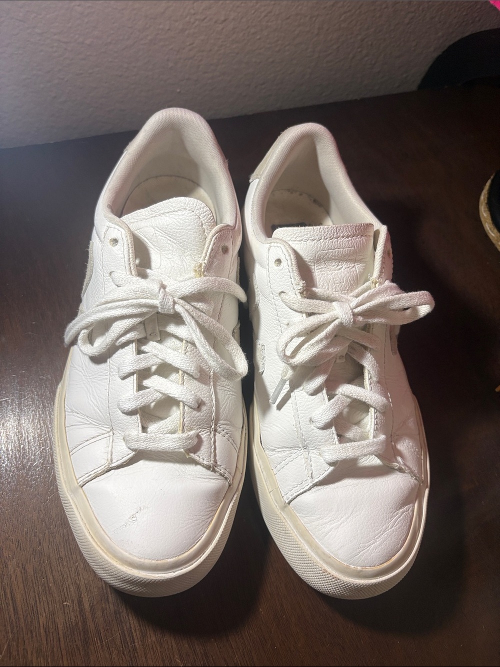 Veja White Leather Low-Top Sneakers with Cream Trim see close ups for wear